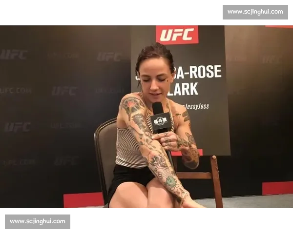 UFC猿人对决战警巅峰之战力量与意志的终极碰撞揭秘全球擂台风云 UFC猿人对决战警巅峰之战力量与意志的终极碰撞揭秘全球擂台风云